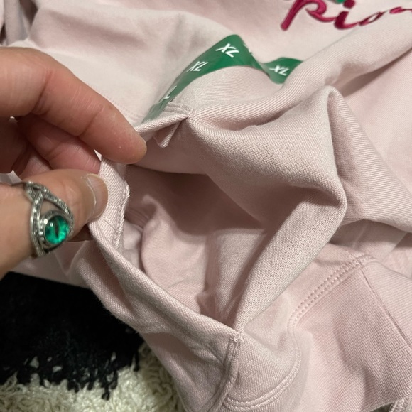 NWT Women’s Size X-Large Champion Drawstring Logo Embroidered Hoodie Hush Pink - Picture 10 of 12